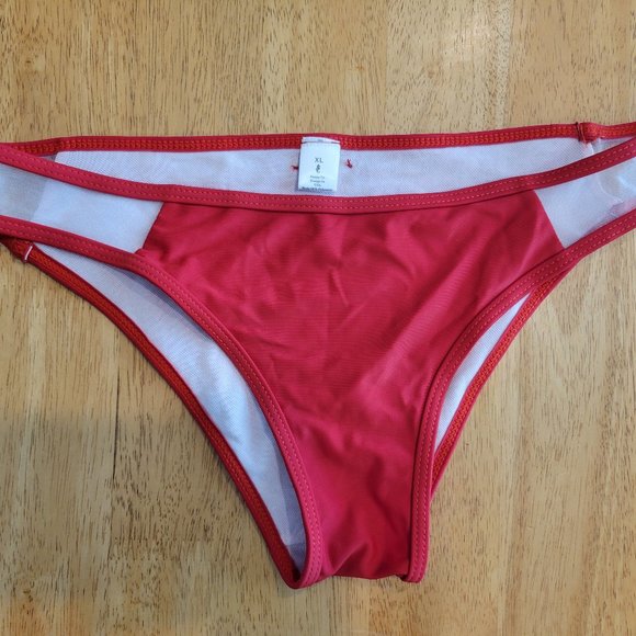 🔥 NWOT Sunny Co red bikini bottoms w/ mesh - Picture 1 of 3